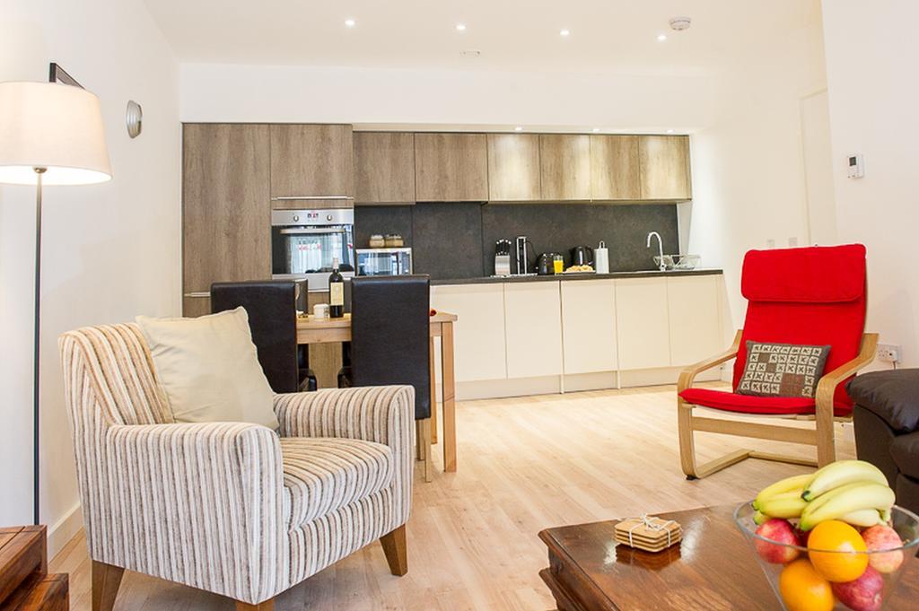 Stockley Apartments West Drayton  Exteriör bild